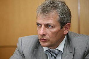Ближайший соратник Азарова подал в отставку, - источник