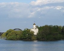 Днепропетровску нужна новая биография, - историк
