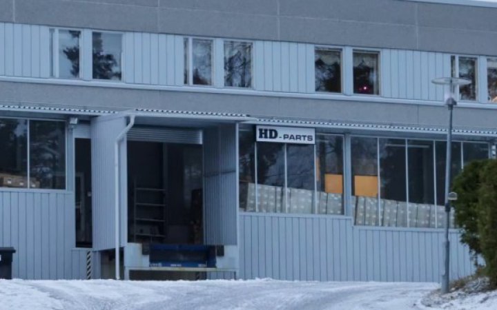 Фінська компанія експортувала до Росії запчастини для вантажівок на мільйони євро