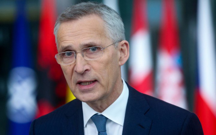 НАТО має забезпечити передбачувану допомогу Україні і змінити динаміку підтримки, − Столтенберг