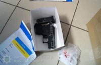 Полицейские применили оружие при задержании грабителей банка в Луцке