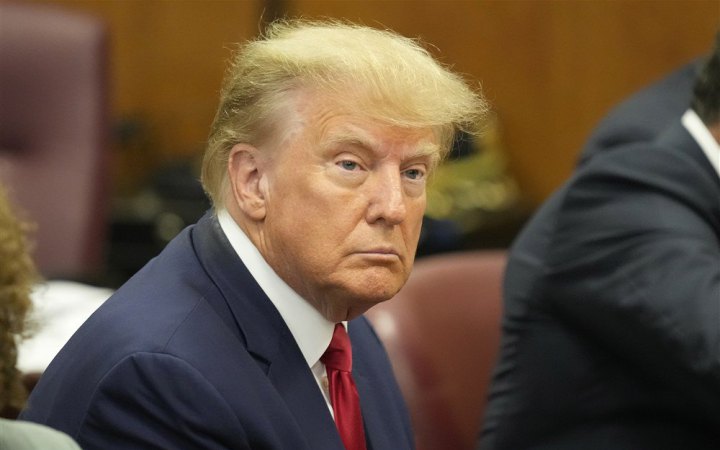 Трамп заявив, що не передав президентські документи до Нацархіву через велику зайнятість