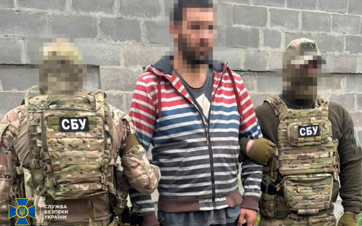 Біля Лимана затримали безробітного, якого підозрюють у корегуванні ударів по військових