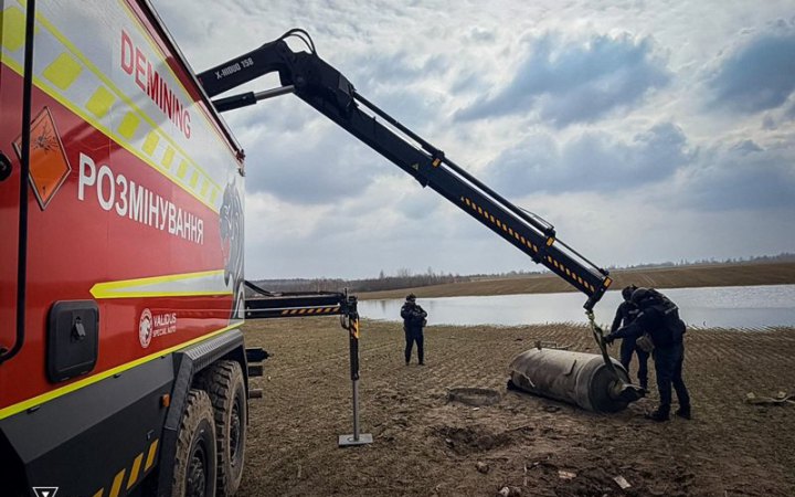 В серпні підрозділи Міноборони розмінували майже 1000 га звільнених територій