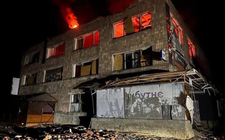 Ворог атакував на Чернігівщині будинки та електромережі