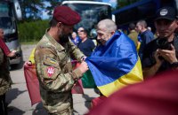 СБУ показала ексклюзивні кадри з обміну полонених