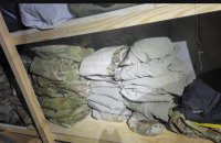 Кліщі для волонтерів: що і чому держава робить не так?