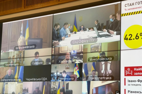 В ОП призвали медиков сообщать о фактах невыплаты повышенной зарплаты