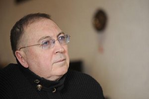 Навального следует отпустить, чтобы он отработал штраф, - Выдрин