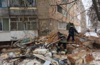 Під час вибуху газу у Фастові чоловік випав з п'ятого поверху і відбувся травмою ноги