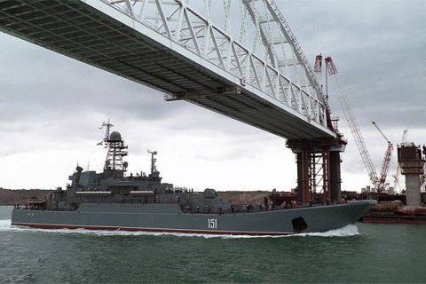 Противодействовать России в Азовском регионе могут не только Киев, но и Брюссель и Вашингтон, - эксперт