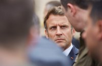 Ще шість установок "Caesar" надійдуть до України від Франції, - Макрон