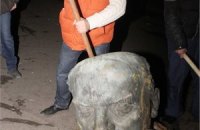 Днепропетровский горсовет переименовал площадь им. Ленина в Героев Майдана