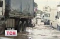 МЧС эвакуировал более 900 человек в двух областях 