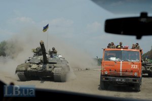 Из плена террористов освободили пятерых танкистов, – Филатов