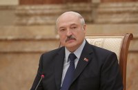 Лукашенко посоветовал Украине не думать о размещении ракет средней и малой дальности
