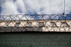 Выпавший снег оставил осужденных без тепла 