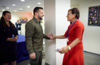 Зеленський зустрівся із спецпредставником президента США Пріцкер