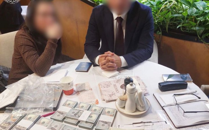 Судитимуть керівника анульованої партії, який за 160 000$ обіцяв зробити чоловіка нардепом