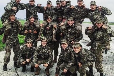 Семьям погибших в катастрофе военного самолета возле Чугуева выплатят более 1,5 млн грн