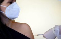 Ревакцинацію від коронавірусу і щеплення від грипу краще робити разом, − дослідження у США
