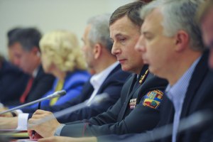 Кабмін пропонує заборонити в'їзд в Україну 200 росіянам