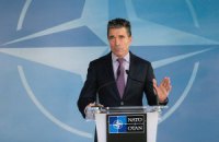 В НАТО считают визит Путина в Крым "неуместным"