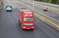 В Україні спростили правила перетину кордону для військовозобов’язаних водіїв, які перевозять гуманітарку