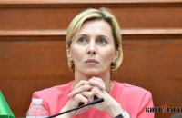 Легендарна українська легкоатлетка пожертвувала медаль чемпіонату світу для потреб ЗСУ