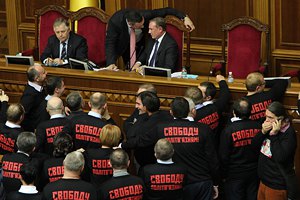Рада на сегодня закрылась
