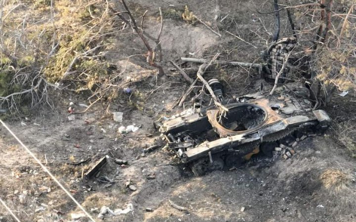 За сутки отбито 9 вражеских атак, уничтожено 12 танков, 9 артсистем, 2 самолета и 2 беспилотника, - Генштаб