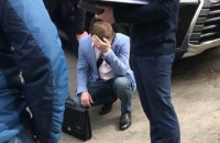 Начальник одного их отделов ЛЖД попался на взятке 7,2 тыс. долларов