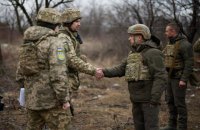 Зеленский побывал на передовой на Донбассе