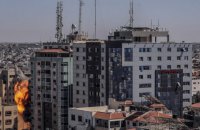 Израиль нанес удар по зданию с офисами СМИ в секторе Газа