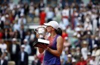 Свьонтек на вершині: перша ракетка світу перемогла на Ролан Гаррос