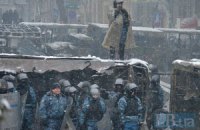 Чому влада втягує армію у конфлікт з Майданом