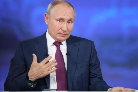 Путин назвал законопроект Зеленского о коренных народах оружием массового поражения против русских