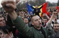 Тысячи демонстрантов в Молдове требуют отставки власти 