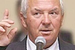 Экс-заместитель главы СБУ решил пройтись с шапкой по друзьям