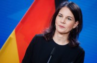 Бербок вважає слова Путіна про умови припинення вогню “порожніми обіцянками”