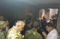 Спецназ НАБУ защитил детективов при обыске по "сахарному делу"