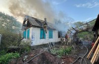 Головне за ніч та ранок неділі, 21 квітня: понад 100 ворожих атак, удари по Українську та Нікопольщині