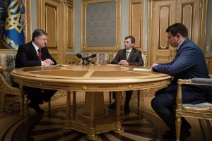 Порошенко призначить головою АКБ Сірого або Ситника