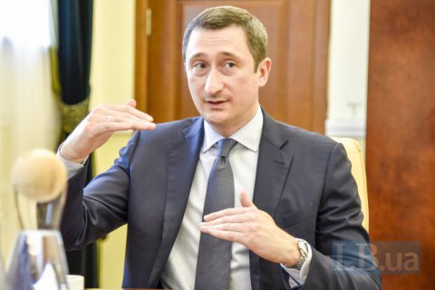 Министр развития общин и территорий Чернышов требует увеличить количество тестирований на COVID-19 до 30 тыс. в сутки