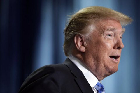 Трамп отказался от идеи провести следующий саммит G7 в своем гольф-клубе