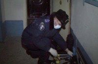В запертой изнутри ровенской квартире нашли зарезанными двух женщин и кота 