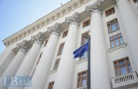 Адміністрація президента заперечує, що Путін погрожував Порошенкові