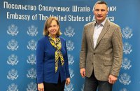 Кличко встретился с временной поверенной в делах США в Украине 