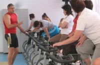 Мер Калуша дає жінкам безкоштовні уроки фітнесу