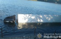 Водитель утопил фуру с посылками в Херсонской области